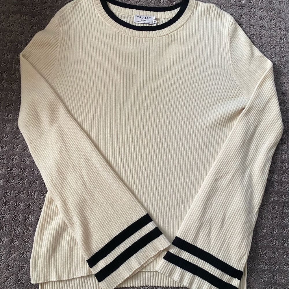 BNWOT Frame light weight sweater